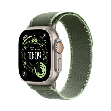 Apple Watch Ultra 3 Natural Titanium c ремешком Trail зеленого цвета